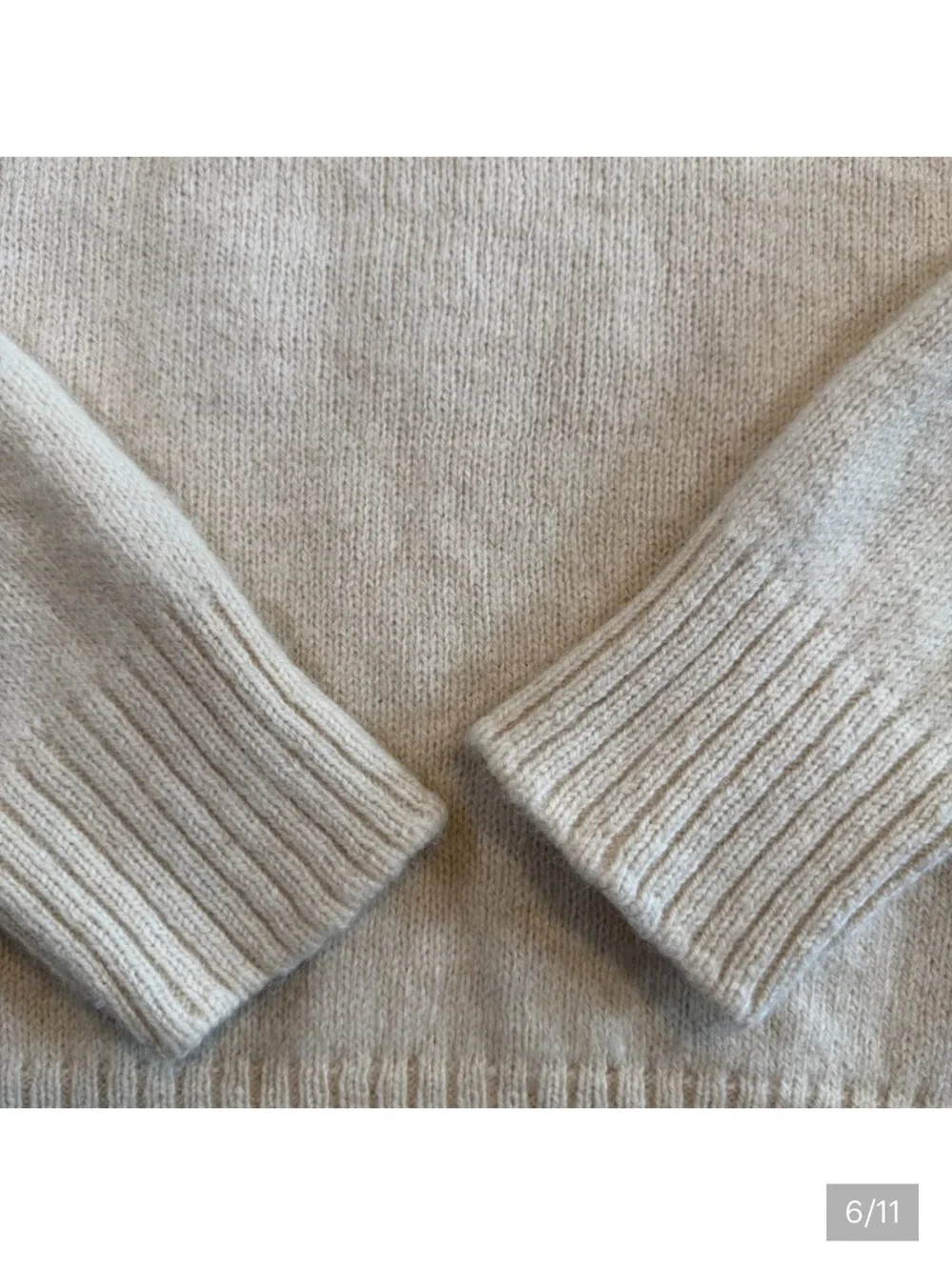 Vintage ROBERT BRUCE Ivory Cream Wool CrewNeck Sweater Large ( fits like medium)